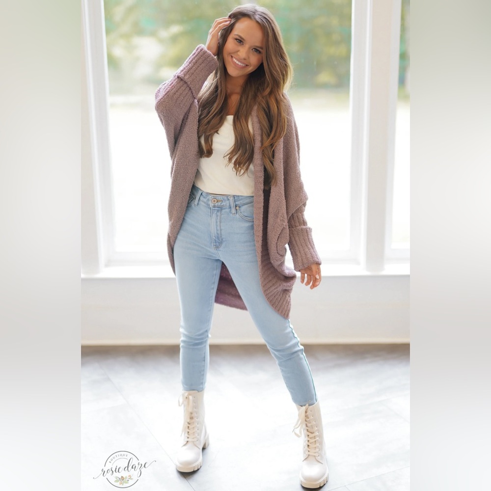 Rosie Daze by Casey Holmes Boutique Dreamy Days Cardigan - TAN LEOPARD